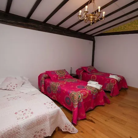 Casa Montanesa Apartment