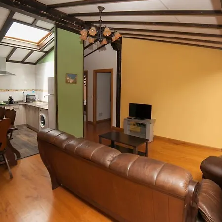 Casa Montanesa Apartment *